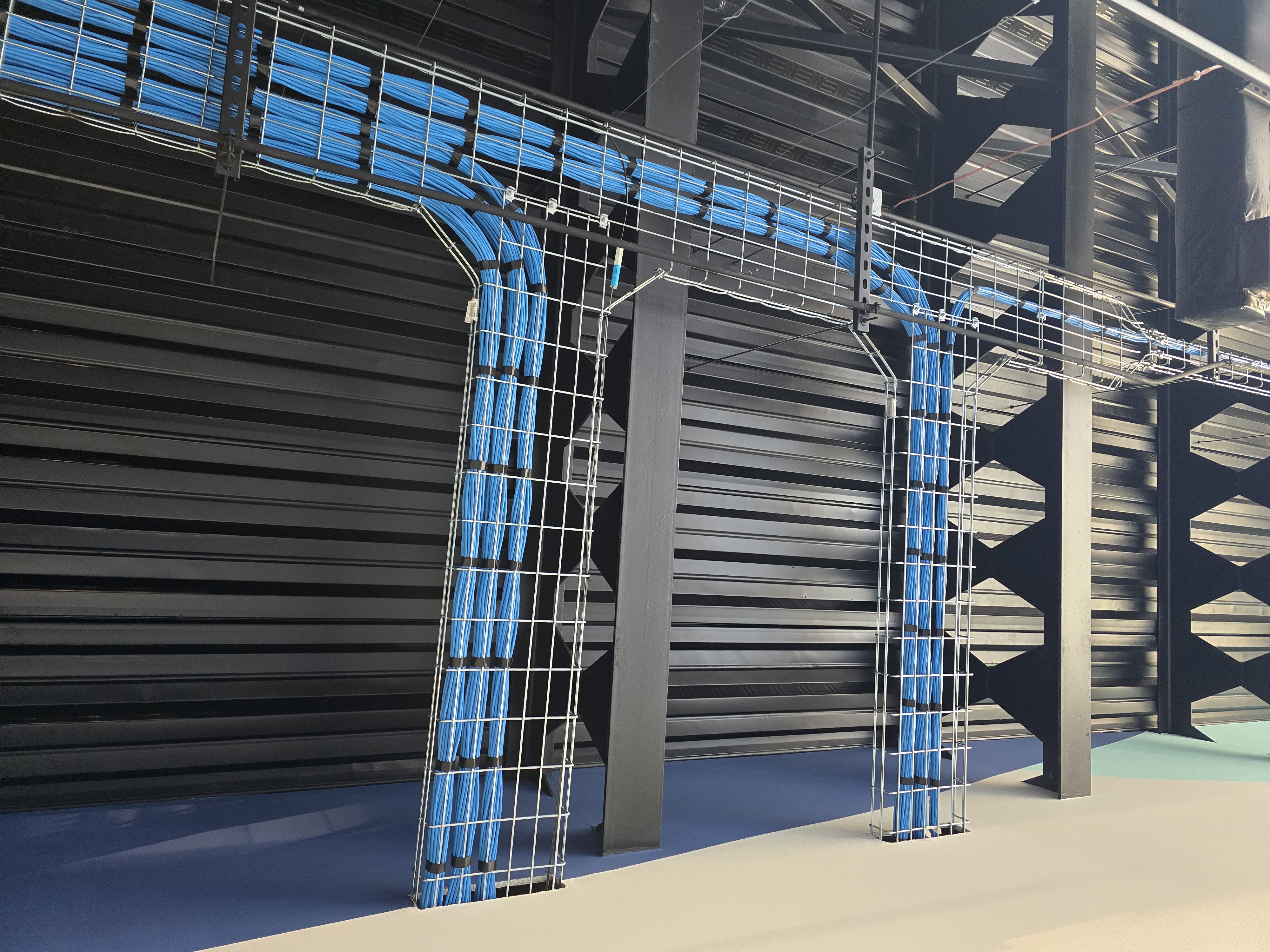 Cableado estructurado azul
